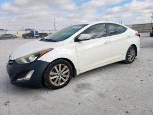 Hyundai Elantra SE 1.8L 4 2014