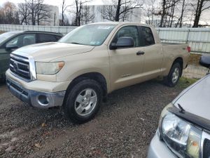 Toyota Tundra DOUBLE CAB SR5 4.6L 8 2010