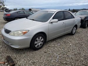 Toyota Camry LE 2.4L 4 2003