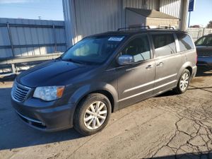 Chrysler Town & Country LIMITED PLATINUM 3.6L 6 2015