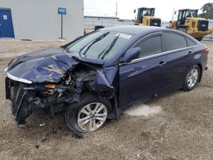 Hyundai Sonata GLS 2.4L 4 2013