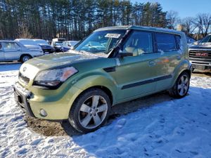 Kia Soul + 2.0L 4 2010
