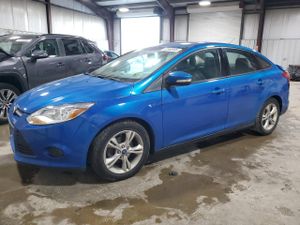 Ford Focus SE 2.0L 4 2014