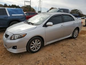 Toyota Corolla BASE 1.8L 4 2010