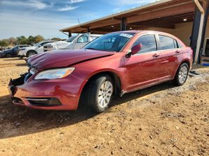 Chrysler 200 LX 2.4L 4 2014