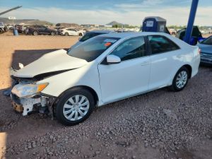 Toyota Camry L 2.5L 4 2014