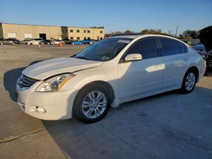 Nissan Altima BASE 2.5L 4 2012