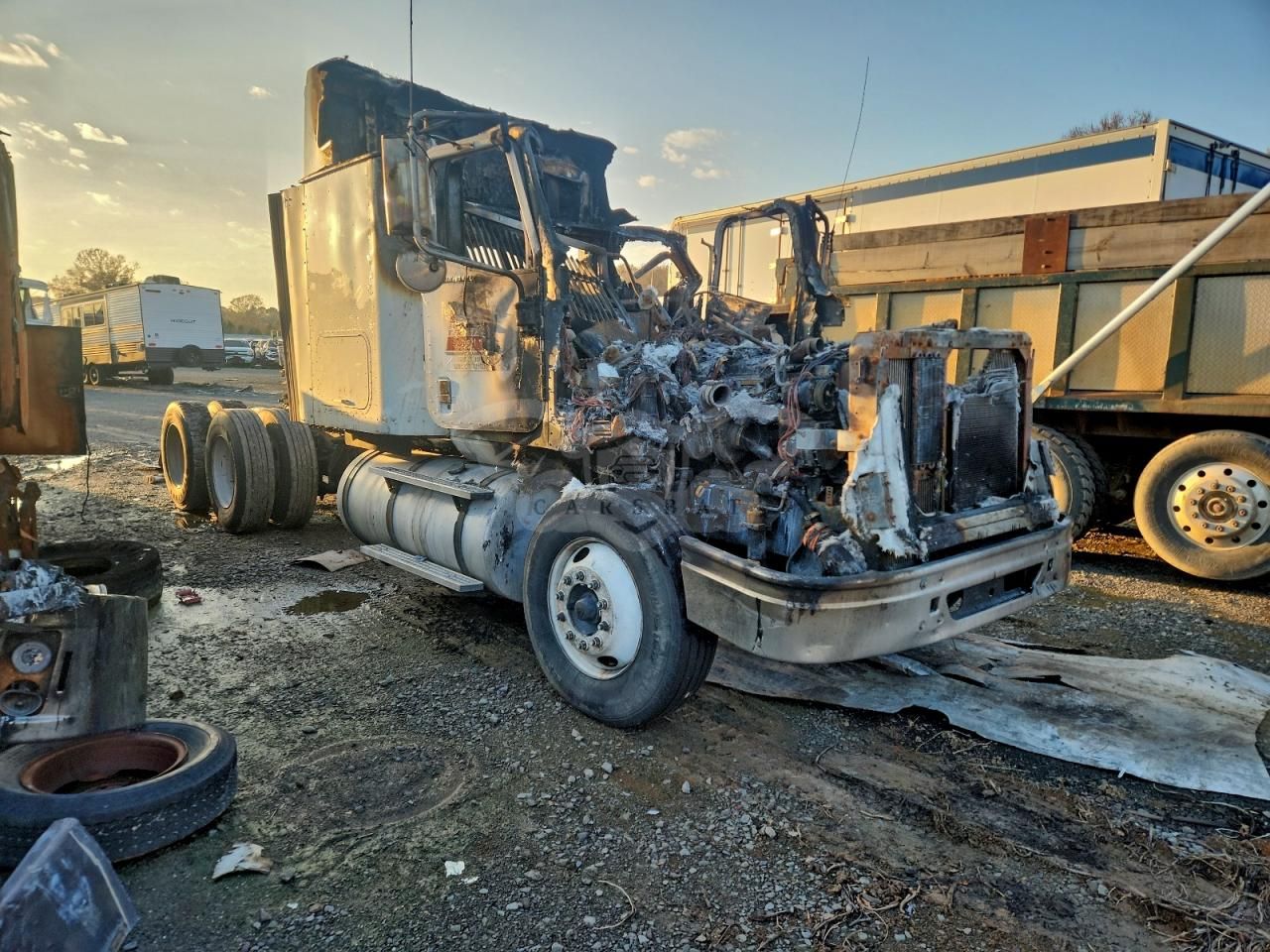 International 9000 Series 9200I 15.0L 6 2007