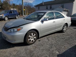 Toyota Camry LE 2.4L 4 2003