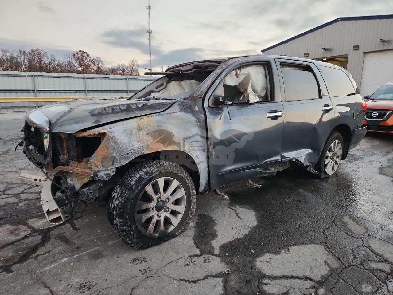 Toyota Sequoia LIMITED 5.7L 8 2008