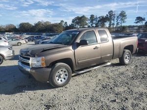 Chevrolet Silverado 1500 C1500 4.8L 8 2007