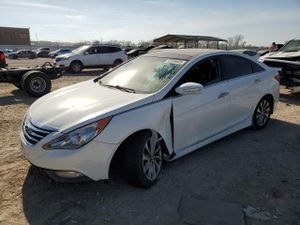 Hyundai Sonata SE 2.4L 4 2014