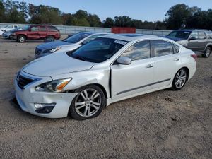 Nissan Altima 3.5S 3.5L 6 2015