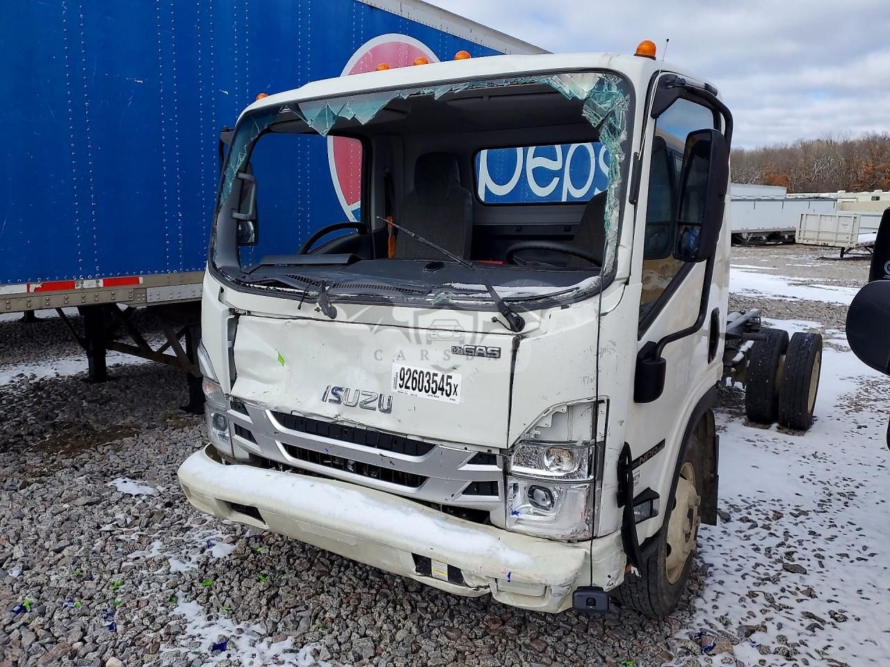 Isuzu NPR 6.6L 8 2025