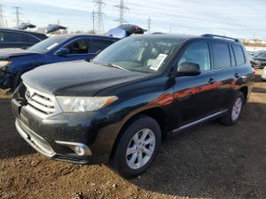 Toyota Highlander BASE 3.5L 6 2013