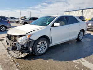 Toyota Camry L 2.5L 4 2013