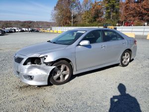 Toyota Camry BASE 2.5L 4 2011