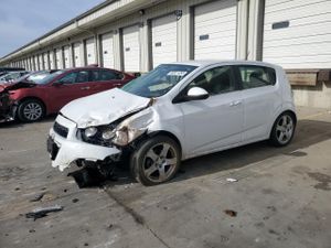 Chevrolet Aveo (Sonic) LTZ 1.4L 4 2015
