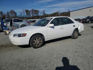 Toyota Camry CE 2.2L 4 1998