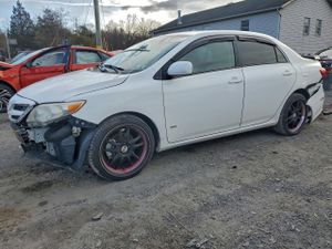 Toyota Corolla BASE 1.8L 4 2013