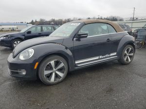 Volkswagen Beetle TURBO 2.0L 4 2013