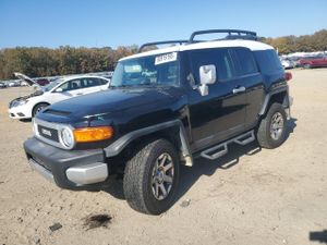 Toyota FJ Cruiser 4.0L 6 2014