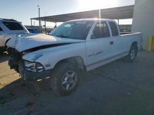 Dodge Dakota 3.9L 6 1999