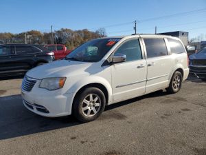 Chrysler Town & Country TOURING L 3.6L 6 2011