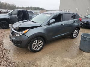 Kia Sportage LX 2.4L 4 2015