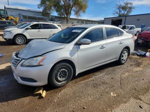 Nissan Sentra S 1.8L 4 2015