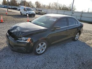 Volkswagen Jetta TDI 2.0L 4 2013