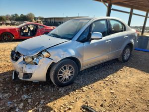 Suzuki SX4 LE 2.0L 4 2012