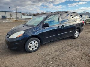 Toyota Sienna CE 3.5L 6 2008