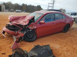 Toyota Camry BASE 2.5L 4 2011