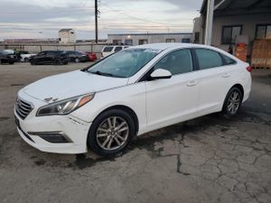 Hyundai Sonata SE 2.4L 4 2015