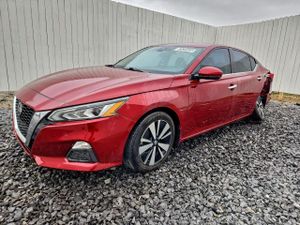 Nissan Altima SV 2.5L 4 2021