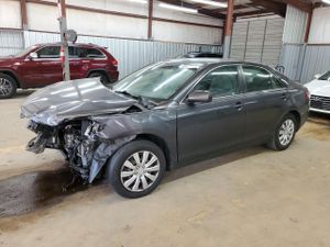 Toyota Camry BASE 2.5L 4 2010