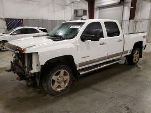 Chevrolet Silverado 1500 K2500 HEAVY DUTY LTZ 6.6L 8 2013