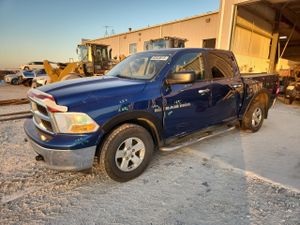 Dodge RAM 5.7L 8 2011
