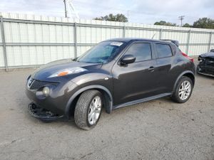 Nissan Juke S 1.6L 4 2013