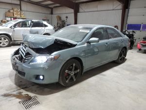 Toyota Camry BASE 2.5L 4 2011