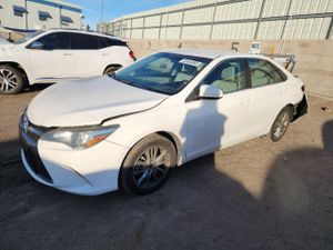 Toyota Camry LE 2.5L 4 2015