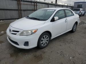 Toyota Corolla BASE 1.8L 4 2011