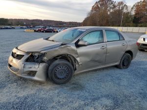 Toyota Corolla BASE 1.8L 4 2010