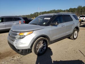Ford Explorer XLT 3.5L 6 2013