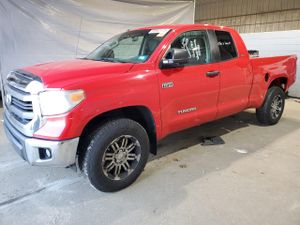 Toyota Tundra DOUBLE CAB SR 5.7L 8 2015