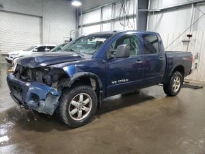 Nissan Titan S 5.6L 8 2011