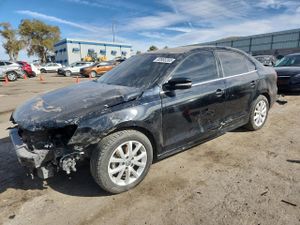 Volkswagen Jetta SE 1.8L 4 2014