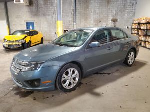 Ford Fusion SE 2.5L 4 2012