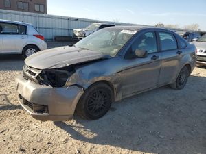 Ford Focus SE 2.0L 4 2011